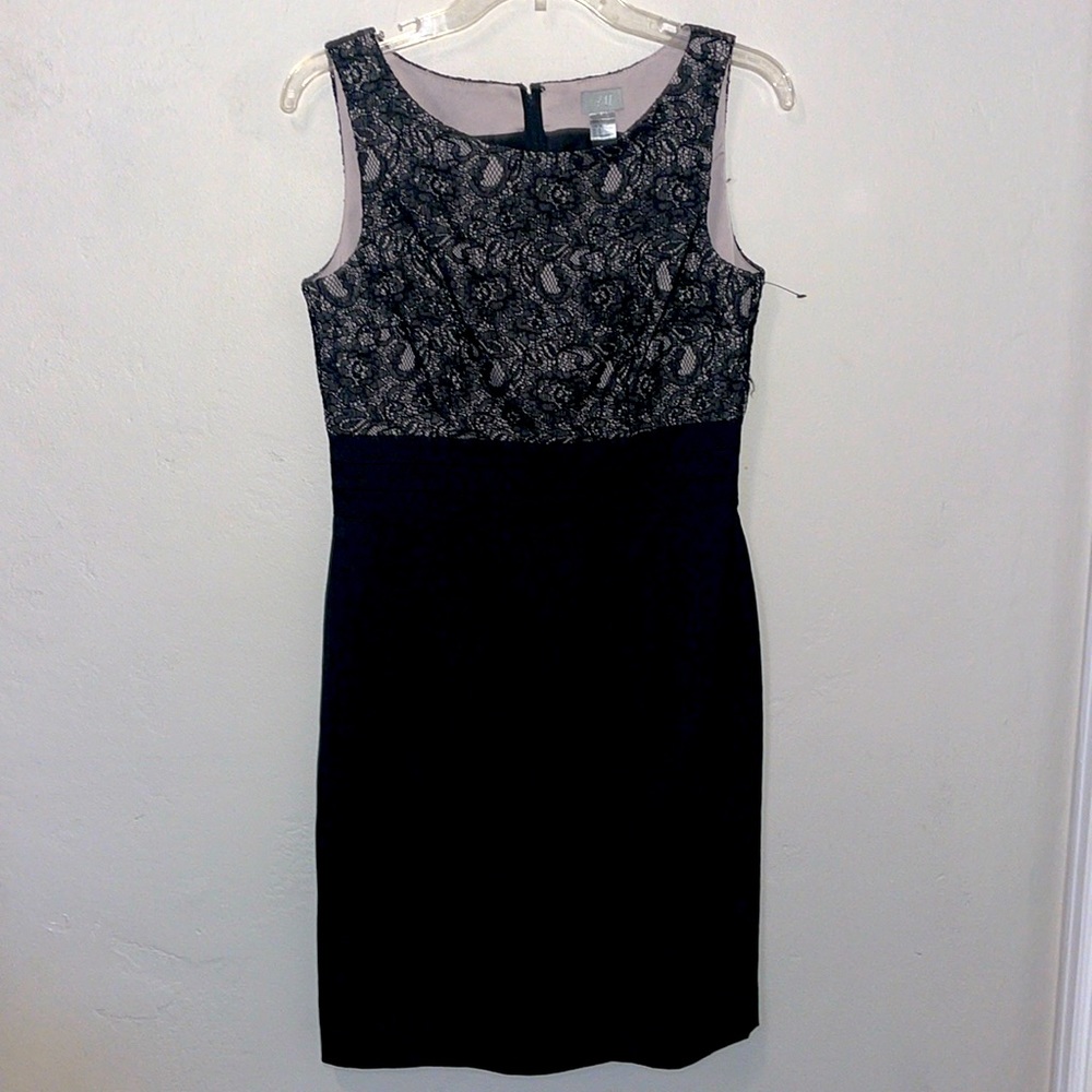 H & M Vintage Style Sleeveless Black Lace & "Chiffon" cocktail dress, Size 8